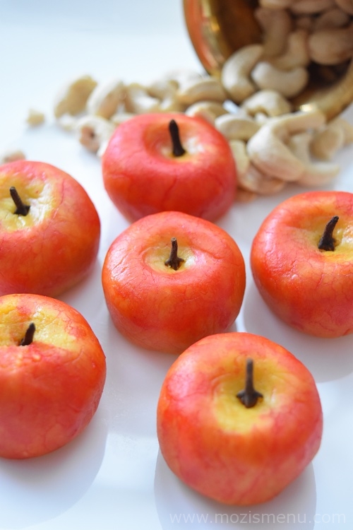 Apple Shaped Kaju Katli / Apple Shaped Cashewnut Burfi