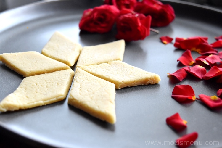 Kaju Katli / Kaju Barfi / Cashew Slice