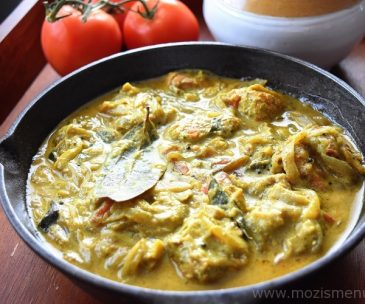 Kerala Fish (Meen) Molee / Moilee – Kerala Style Fish Stew